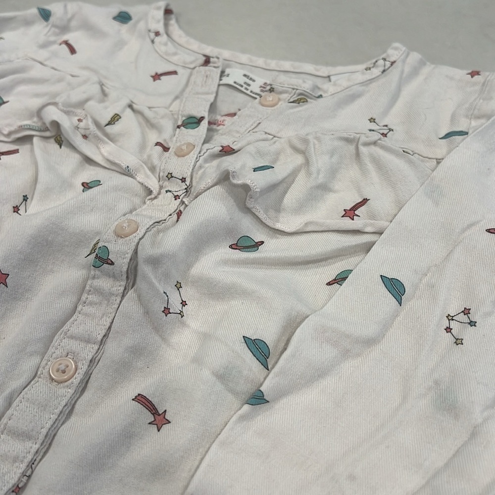 Zara girls shirt, worn once, size 2/3 years. - Picture 2 of 3